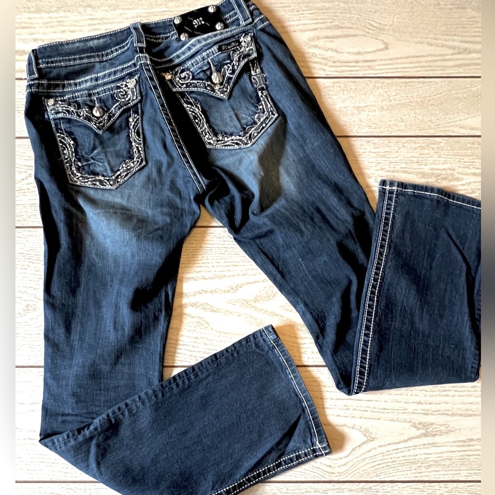 Miss Me Mid Rise Boot Cut Straight Leg Embellished Women’s Jeans Size 30x32